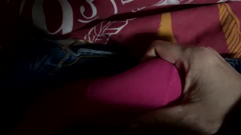 Snapshot of boredbassist78 chatting on December 20, 2024, 1:33 pm boredbassist78 online show from December 20, 2024, 1:33 pm