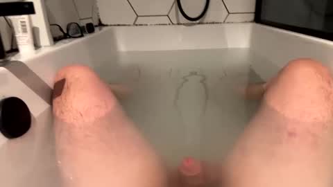 Snapshot of boredbassist78 chatting on January 2, 2025, 8:24 pm boredbassist78 online show from January 2, 2025, 8:24 pm