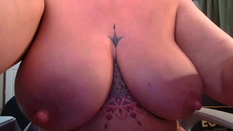 BoredCountryGirl online show from July 8, 2026, 2:49 am