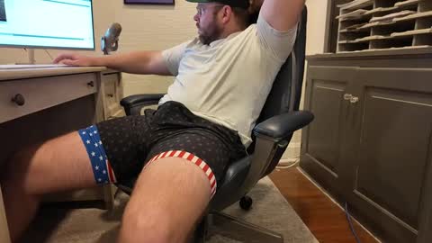 Boredhorndog online show from October 8, 2025, 1:42 pm