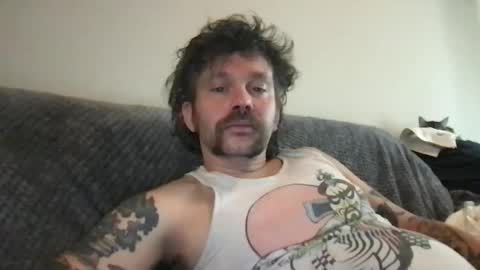 Snapshot of boredidiotadd chatting on February 5, 2025, 10:12 pm boredidiotadd online show from February 5, 2025, 10:12 pm