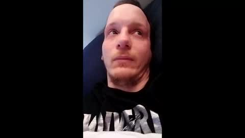 Snapshot of boredlul chatting on February 24, 2026, 10:35 am boredlul online show from February 24, 2026, 10:35 am