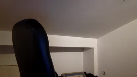 hugo online show from July 24, 2026, 6:39 pm