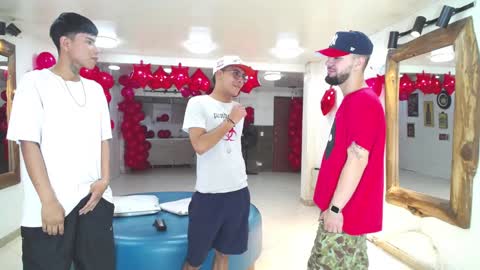 THOMAS AND DAMIAND online show from January 26, 2025, 4:09 am