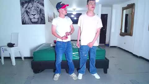 THOMAS AND DAMIAND online show from November 2, 2025, 6:10 pm