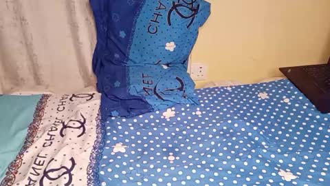 Snapshot of bossetassy chatting on March 21, 2026, 8:56 pm bossetassy online show from March 21, 2026, 8:56 pm