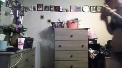 bossmilf007 online show from December 23, 2025, 11:08 am