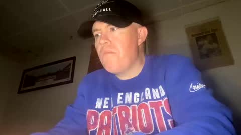 Snapshot of bostonirish45 chatting on April 9, 2026, 3:28 pm bostonirish45 online show from April 9, 2026, 3:28 pm