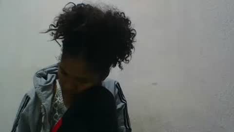 botoelia online show from December 19, 2025, 4:30 am