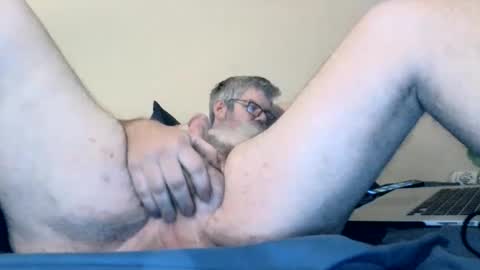 bottombitch44 online show from December 3, 2024, 2:03 am