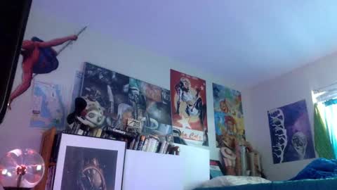 Bottomboo7 online show from September 11, 2025, 12:05 pm