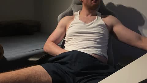 bottomtsinner online show from April 10, 2026, 10:36 pm