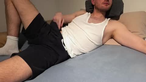 Snapshot of bottomtsinner chatting on May 1, 2026, 9:52 pm bottomtsinner online show from May 1, 2026, 9:52 pm
