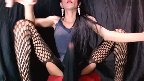 A M A N D A  MONSTERCOCK online show from January 20, 2025, 8:52 am