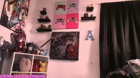 Snapshot of bouncinbooty chatting on March 27, 2026, 8:30 pm Pumpkin Butt online show from March 27, 2026, 8:30 pm