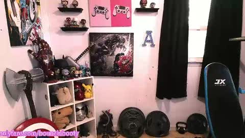 Pumpkin Butt online show from May 11, 2026, 4:04 pm