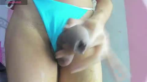bouncing_bunnyxxx69 online show from July 5, 2026, 8:38 pm