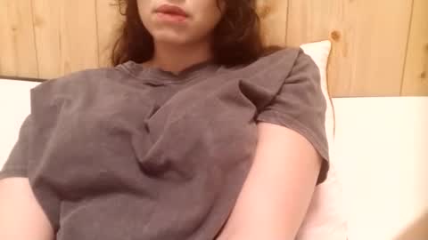 Bouncy Queen Majesty online show from September 15, 2025, 5:57 pm