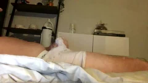 Snapshot of boxerbro123 chatting on October 30, 2025, 7:47 pm boxerbro123 online show from October 30, 2025, 7:47 pm