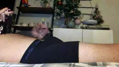 Snapshot of boxerbro123 chatting on November 25, 2025, 8:09 pm boxerbro123 online show from November 25, 2025, 8:09 pm