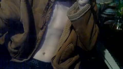 Snapshot of boxing_twink chatting on July 28, 2026, 3:46 am Boxer online show from July 28, 2026, 3:46 am