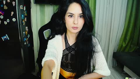 Snapshot of boxinghelen chatting on February 2, 2025, 5:04 pm Helen online show from February 2, 2025, 5:04 pm