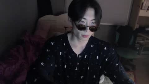 boxman556990 online show from March 12, 2025, 7:06 pm