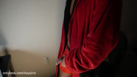 Snapshot of boy_kino chatting on November 21, 2025, 12:21 am Pixel Pleasures online show from November 21, 2025, 12:21 am