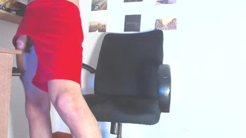 Snapshot of boy_master5 chatting on February 20, 2025, 10:37 pm boy_master5 online show from February 20, 2025, 10:37 pm