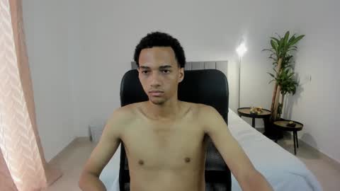 Snapshot of boy_master77 chatting on March 7, 2025, 6:54 pm boy_master77 online show from March 7, 2025, 6:54 pm