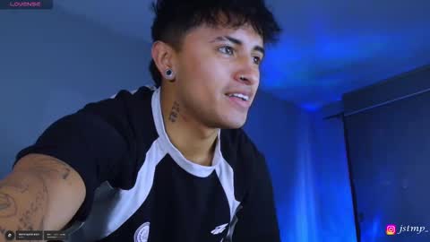 boy_nauthy online show from November 5, 2025, 3:12 pm