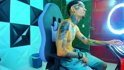 Snapshot of boy_tatto77 chatting on May 24, 2026, 11:26 am boy_tatto77 online show from May 24, 2026, 11:26 am