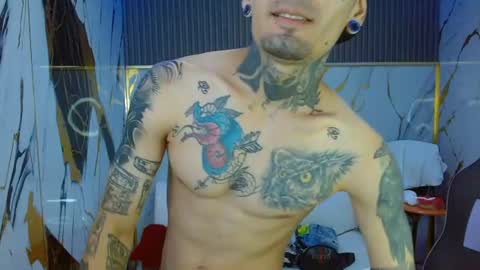 boy_tatto77 online show from June 26, 2026, 2:05 am