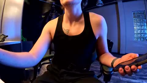 boybarber online show from December 21, 2025, 3:57 am