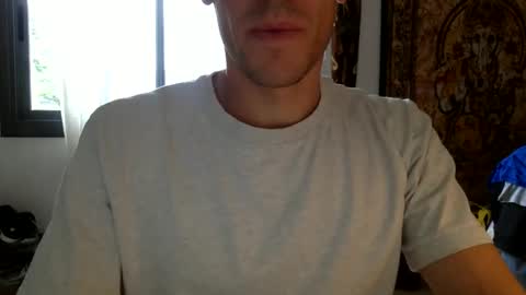Snapshot of boybcn94 chatting on May 3, 2026, 4:46 pm boybcn94 online show from May 3, 2026, 4:46 pm