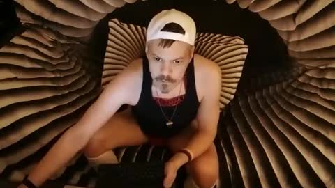 Snapshot of boyblond36 chatting on January 12, 2025, 4:21 am Slutty Stud online show from January 12, 2025, 4:21 am