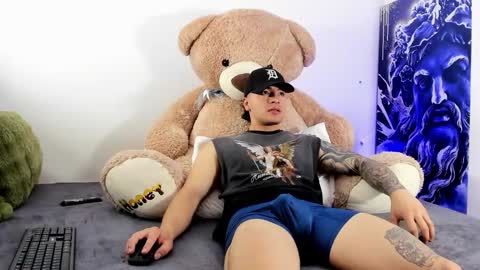 boyc02_ online show from January 14, 2026, 3:39 pm