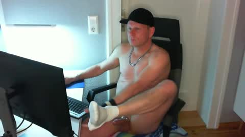 Snapshot of boycatcher chatting on March 7, 2025, 9:17 pm Julian online show from March 7, 2025, 9:17 pm