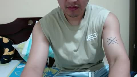 boyfit2023 online show from May 8, 2026, 10:26 pm
