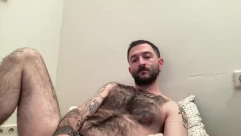 boyfriend_shrapnel online show from February 14, 2025, 3:33 am