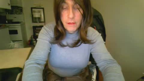 Snapshot of boygurl2500 chatting on October 8, 2025, 6:44 am boygurl2500 online show from October 8, 2025, 6:44 am