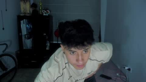 miguel  online show from January 21, 2025, 12:29 pm