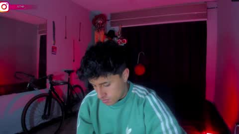 miguel  online show from February 7, 2025, 2:29 am