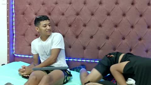 Snapshot of boys_hotparty chatting on February 6, 2025, 1:54 pm ALEX - TAYLER -MIKE online show from February 6, 2025, 1:54 pm