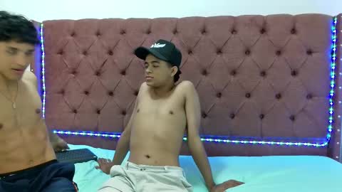 Snapshot of boys_hotparty chatting on February 10, 2025, 2:26 pm ALEX - TAYLER -MIKE online show from February 10, 2025, 2:26 pm