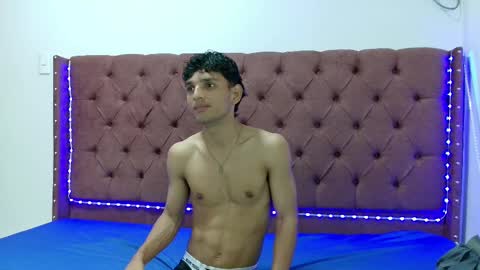 Snapshot of boys_hotparty chatting on February 14, 2025, 1:29 pm ALEX - TAYLER -MIKE online show from February 14, 2025, 1:29 pm