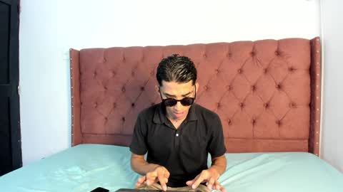 Snapshot of boys_hotparty chatting on September 23, 2025, 1:03 pm ALEX - TAYLER -MIKE online show from September 23, 2025, 1:03 pm