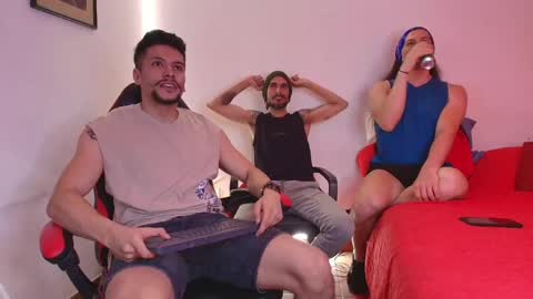 boyshots6331 online show from April 23, 2026, 7:20 am