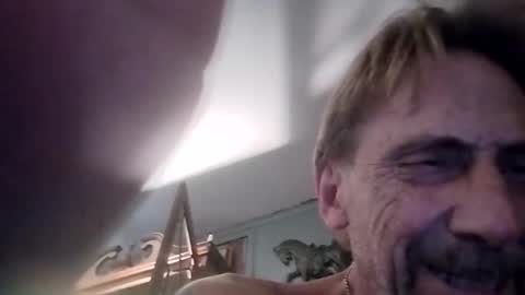 boytowhip online show from September 28, 2025, 10:04 pm