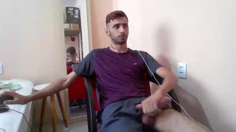 boyzinm2 online show from January 23, 2025, 4:04 pm